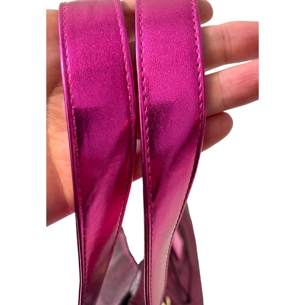 🎉HP! ❤️ NWOT! Juicy Couture Hot Pink Metallic Tote - Picture 7 of 14